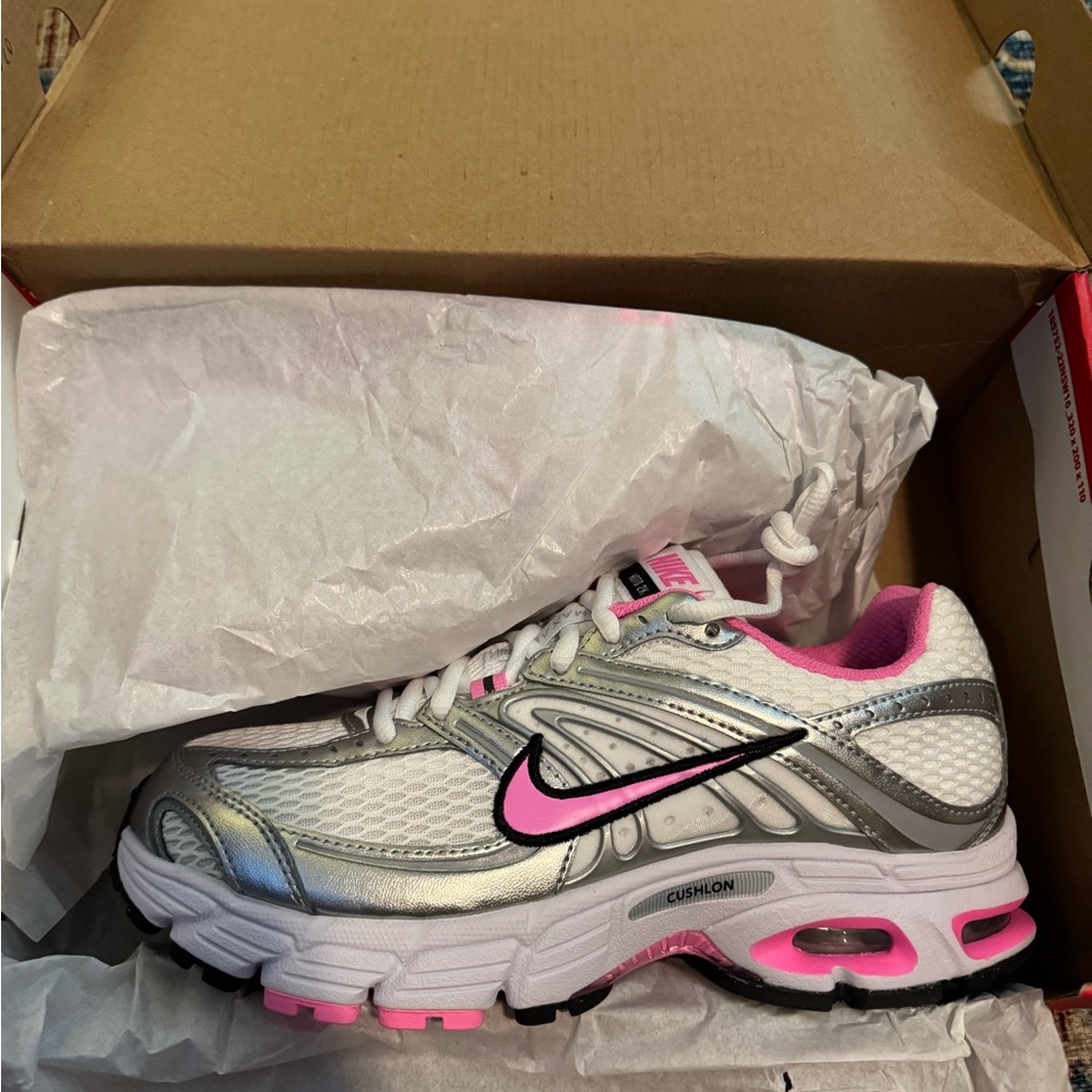 Nike Women's air max- size 7